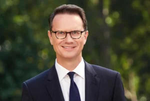 Netflix Names Peter Rice Chief Content Officer, Replacing Bela Bajaria